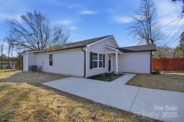 1013 Locke Street, Salisbury, NC 28144