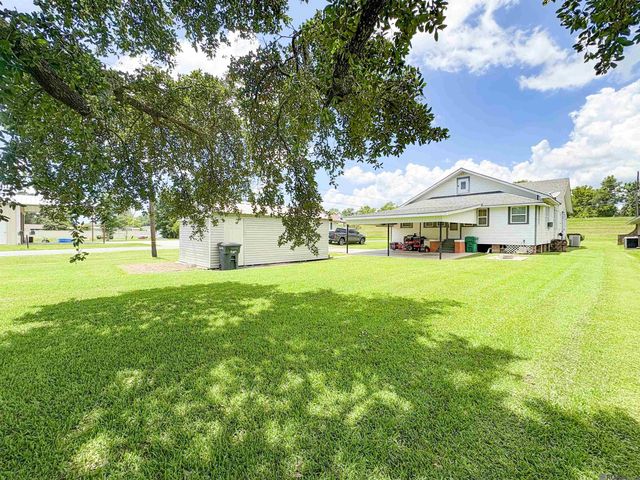 1109 Simon St, Vacherie, LA 70090