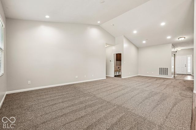 5556 Pintail Lane, Greenwood, IN 46143