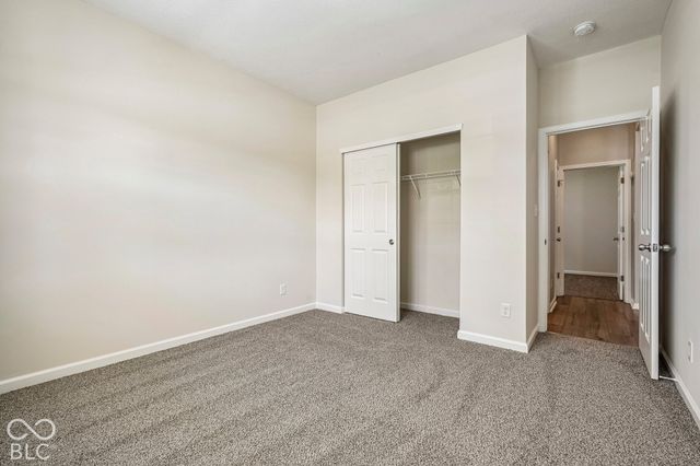 5556 Pintail Lane, Greenwood, IN 46143