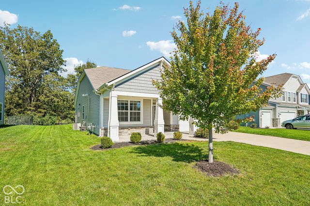 5556 Pintail Lane, Greenwood, IN 46143