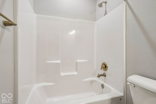 5556 Pintail Lane, Greenwood, IN 46143