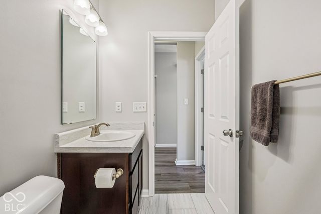 5556 Pintail Lane, Greenwood, IN 46143