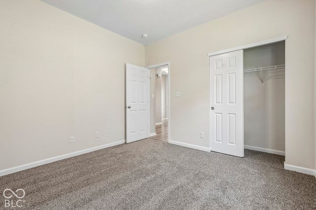 5556 Pintail Lane, Greenwood, IN 46143