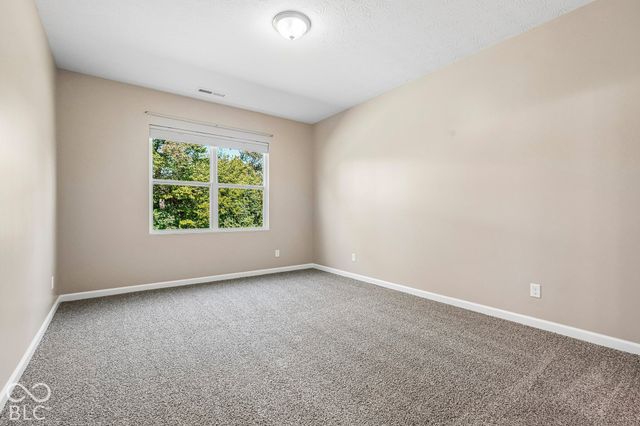 5556 Pintail Lane, Greenwood, IN 46143