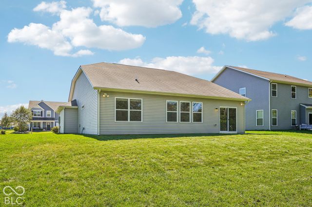 5556 Pintail Lane, Greenwood, IN 46143