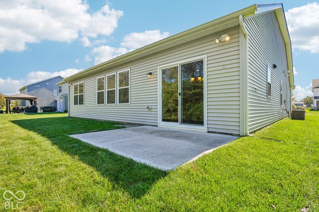 5556 Pintail Lane, Greenwood, IN 46143
