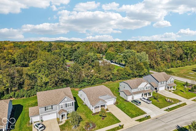 5556 Pintail Lane, Greenwood, IN 46143