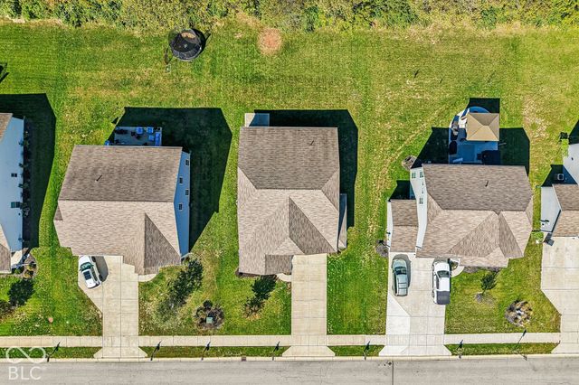 5556 Pintail Lane, Greenwood, IN 46143