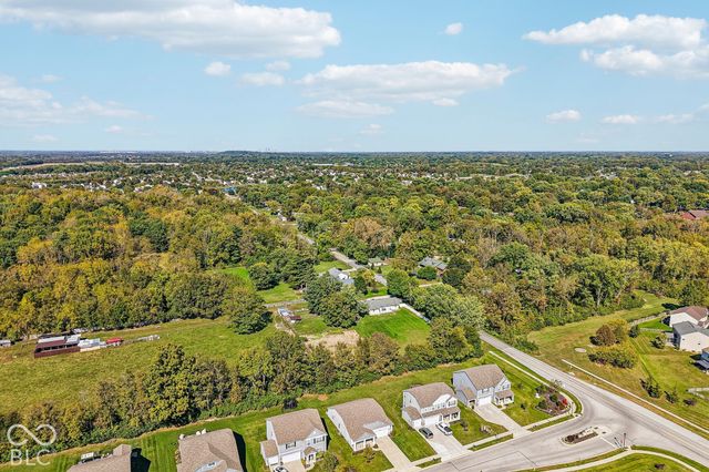 5556 Pintail Lane, Greenwood, IN 46143