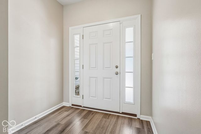 5556 Pintail Lane, Greenwood, IN 46143