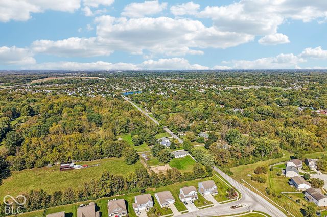 5556 Pintail Lane, Greenwood, IN 46143