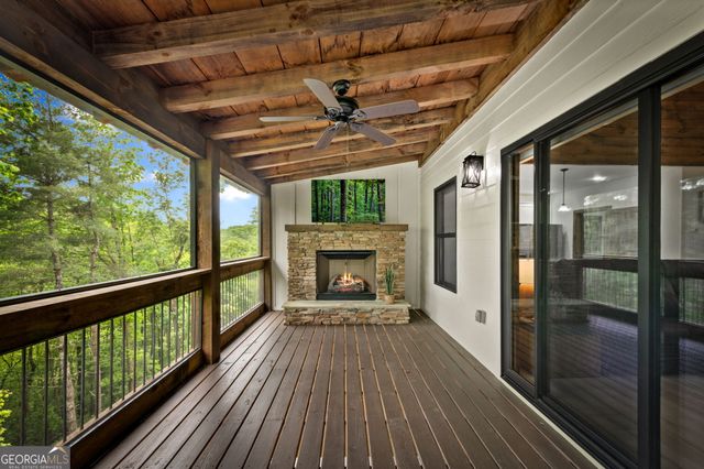 60 Weeks Lane, Ellijay, GA 30540