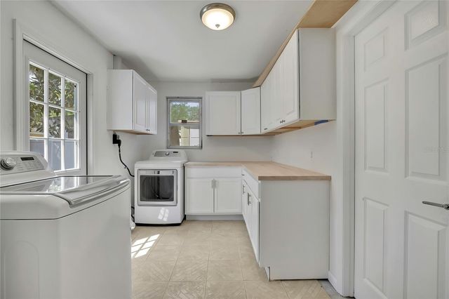 8424 STILLBROOK AVENUE, Tampa, FL 33615