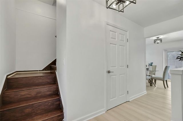 8424 STILLBROOK AVENUE, Tampa, FL 33615