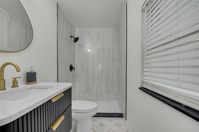 8424 STILLBROOK AVENUE, Tampa, FL 33615