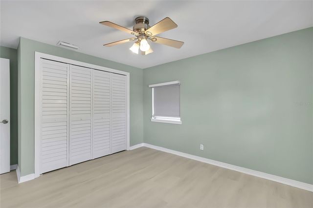 8424 STILLBROOK AVENUE, Tampa, FL 33615