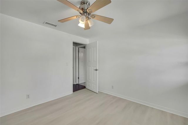 8424 STILLBROOK AVENUE, Tampa, FL 33615