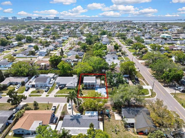 8424 STILLBROOK AVENUE, Tampa, FL 33615