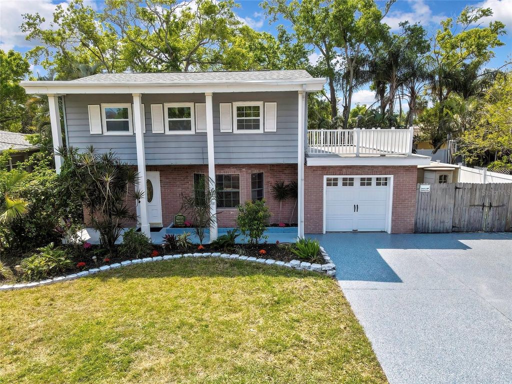 8424 STILLBROOK AVENUE, Tampa, FL 33615