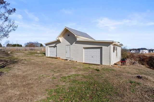 306 Elder Road, Chesnee, SC 29323