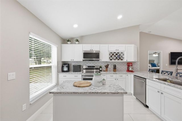 313 FOGGY CREEK ROAD, Davenport, FL 33837