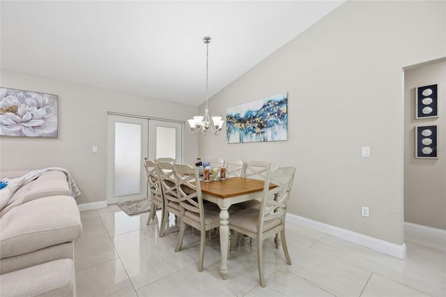 313 FOGGY CREEK ROAD, Davenport, FL 33837
