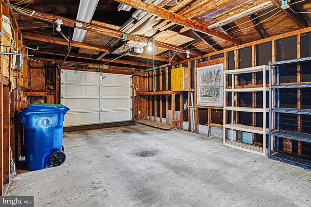 5113 EARL DR, Harrisburg, PA 17112