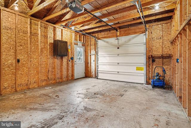 5113 EARL DR, Harrisburg, PA 17112