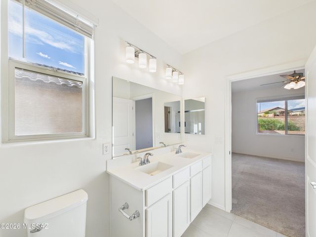 5560 W Tumacacori Trail, Tucson, AZ 85742