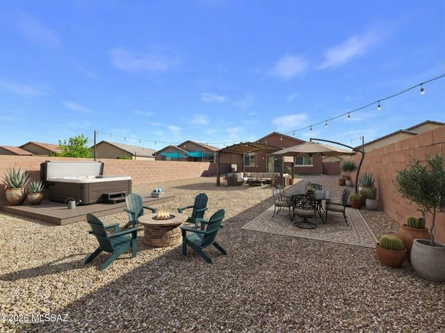 5560 W Tumacacori Trail, Tucson, AZ 85742