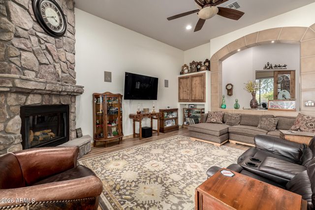 45039 N 20TH Street, New River, AZ 85087