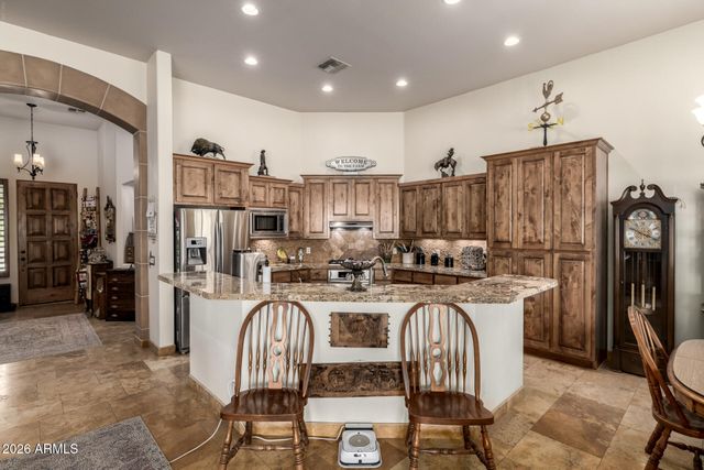 45039 N 20TH Street, New River, AZ 85087