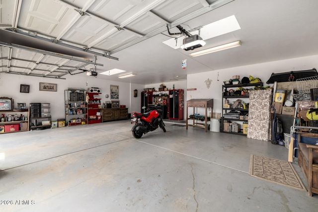 45039 N 20TH Street, New River, AZ 85087