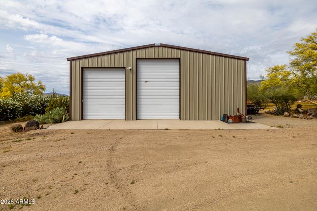 45039 N 20TH Street, New River, AZ 85087