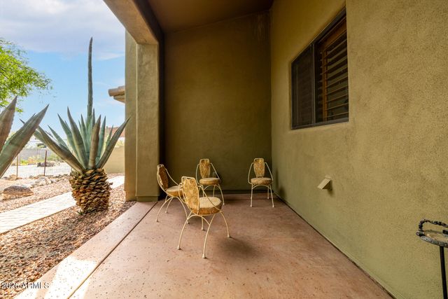 45039 N 20TH Street, New River, AZ 85087