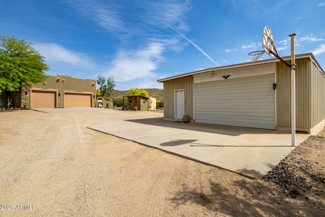 45039 N 20TH Street, New River, AZ 85087