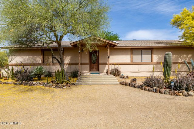 45039 N 20TH Street, New River, AZ 85087