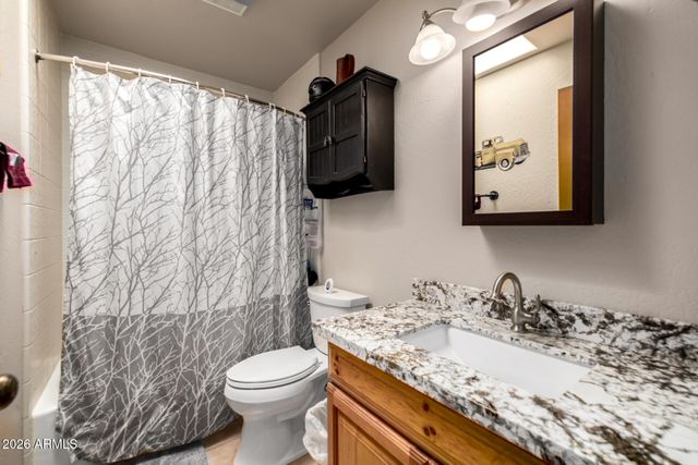45039 N 20TH Street, New River, AZ 85087