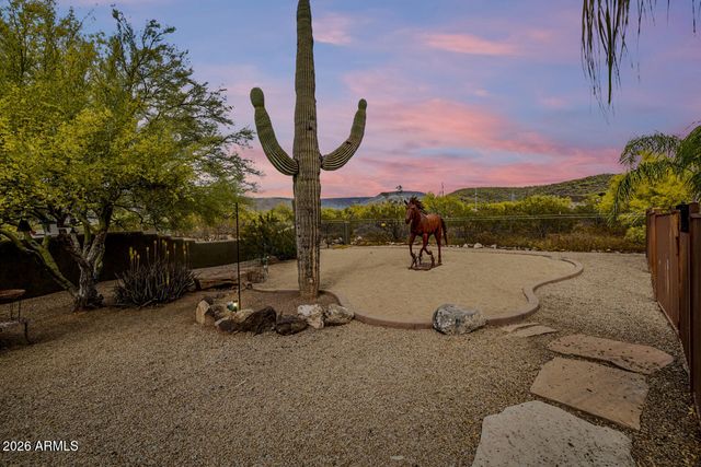 45039 N 20TH Street, New River, AZ 85087