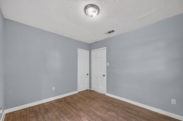 8323 Lapanto Lane, Dallas, TX 75227