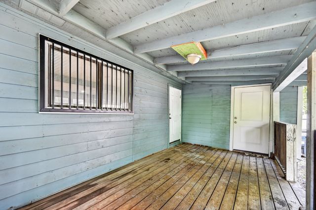 8323 Lapanto Lane, Dallas, TX 75227