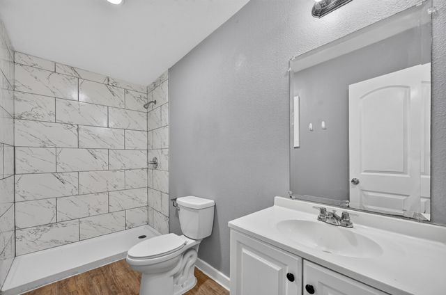 8323 Lapanto Lane, Dallas, TX 75227