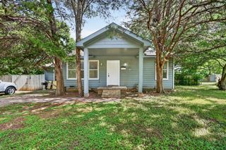 8323 Lapanto Lane, Dallas, TX 75227