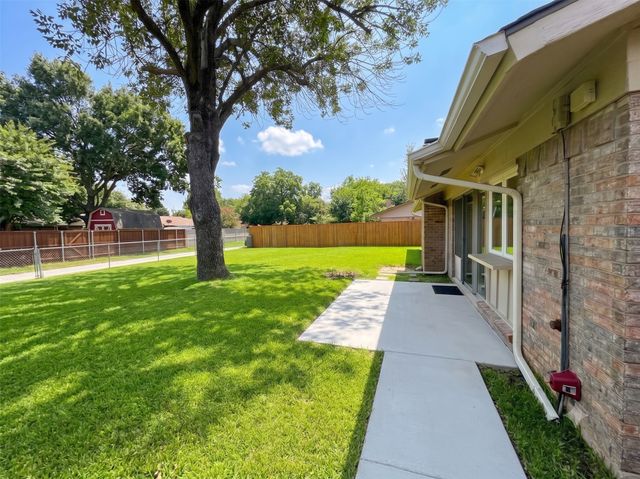 606 Oxford Park, Garland, TX 75043