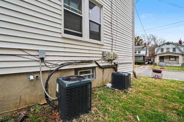 3835 Vine Street, Cincinnati, OH 45217