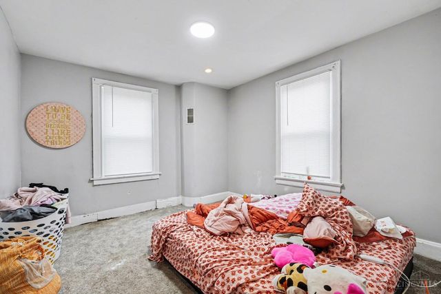 3835 Vine Street, Cincinnati, OH 45217