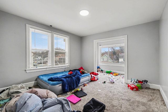 3835 Vine Street, Cincinnati, OH 45217