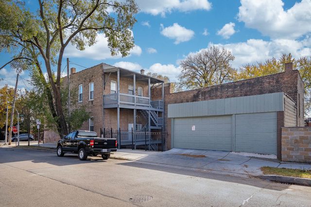 2228 S Wood Street 1, Chicago, IL 60608