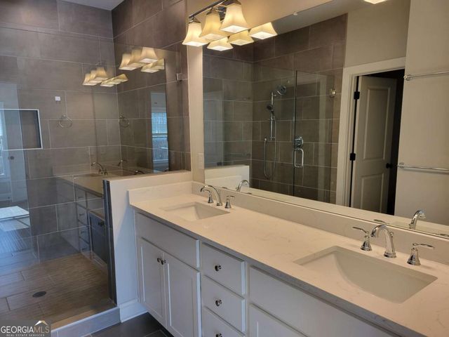 222 Napa Drive, Woodstock, GA 30188